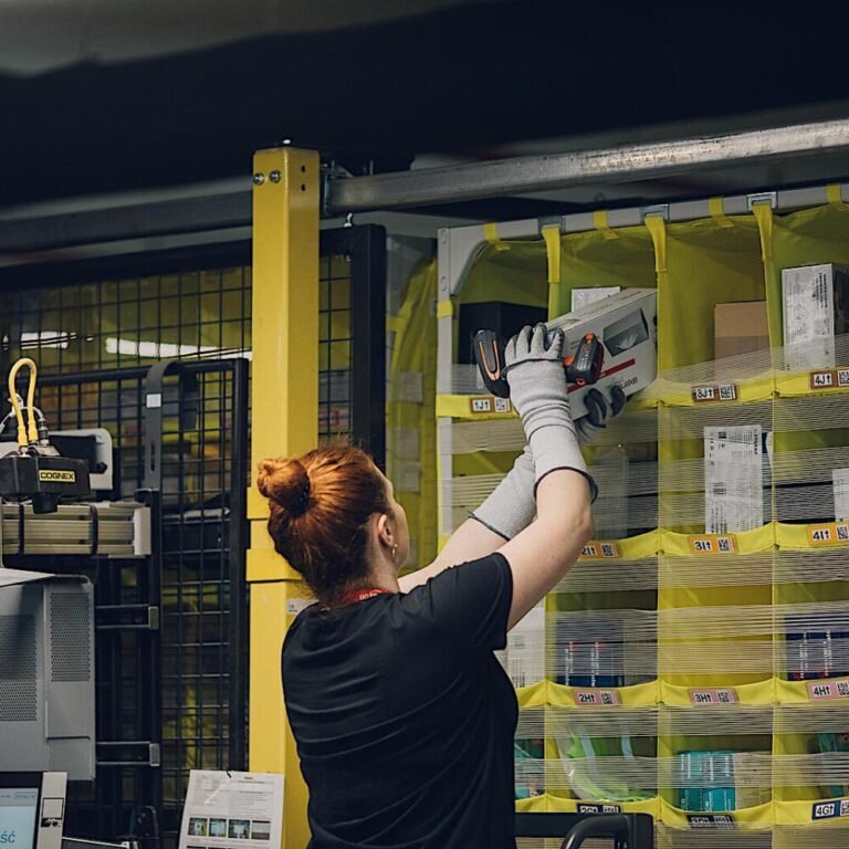 amazon fulfillment center tour temple terrace 768x768