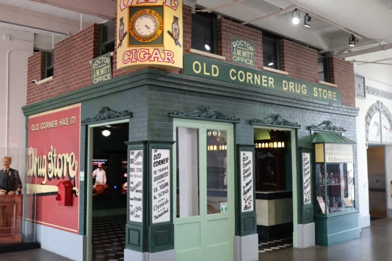 dr pepper factory tour 768x512