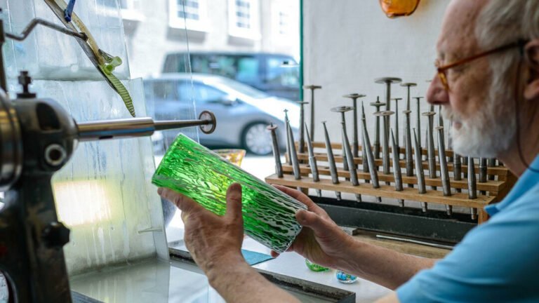 fritz glass making tour 768x432