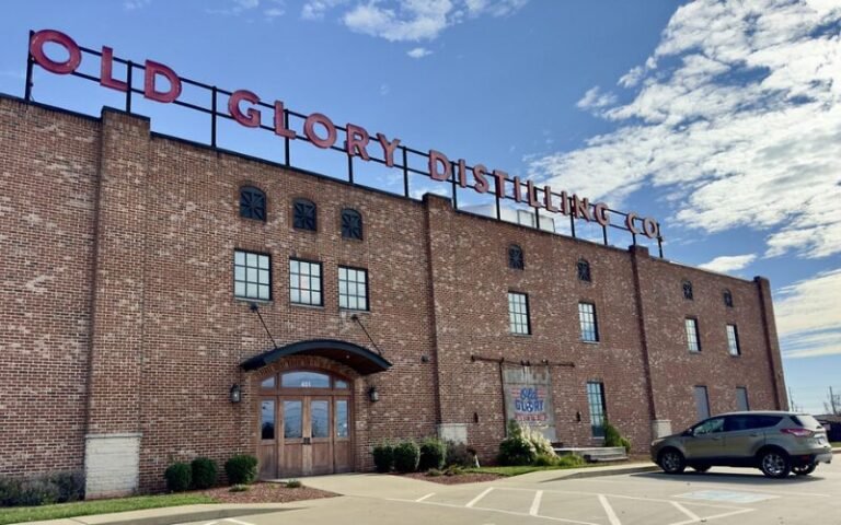 old glory distilling company factory 768x480