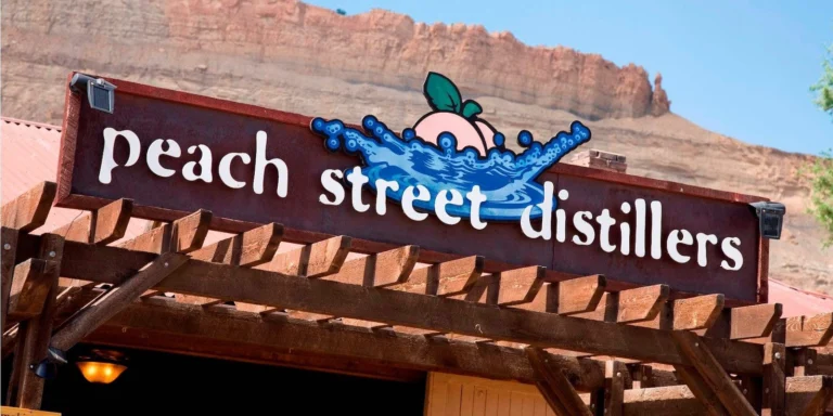 peach street distillers tour 768x384