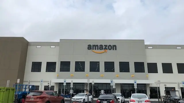 Factory Tours in Minnesota 19 MSP1 Amazon Fulfillment Center building