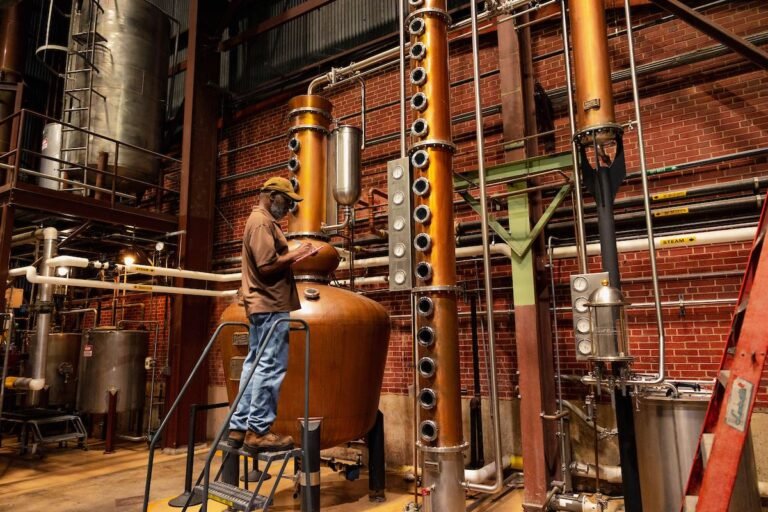 asmith bowman distillery tour 768x512
