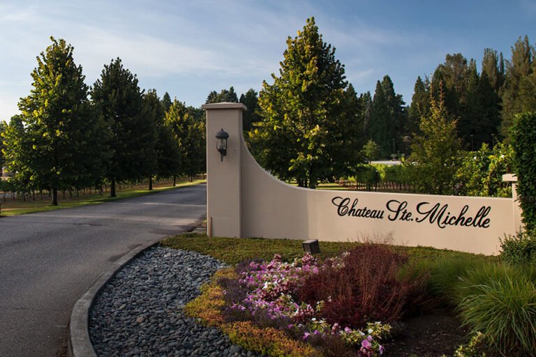 chateau michelle winery tour 768x512