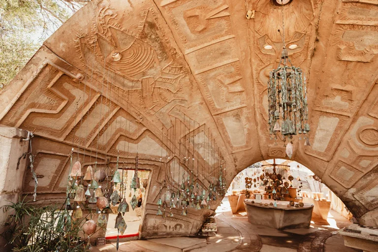 cosanti bronze foundry tour 768x512