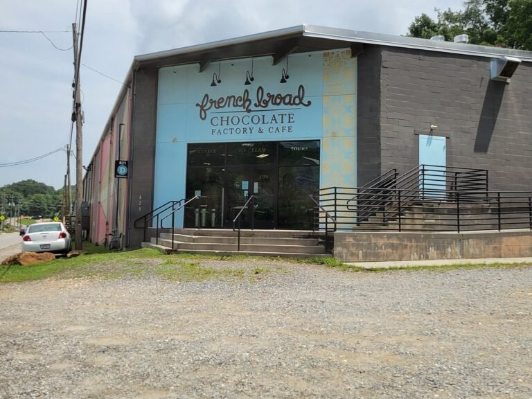 french broad chocolate factory tour 768x576