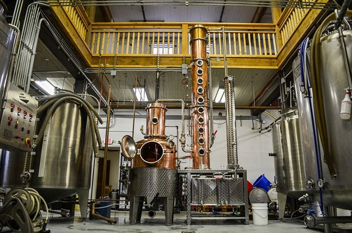 outer bank distilling co tour