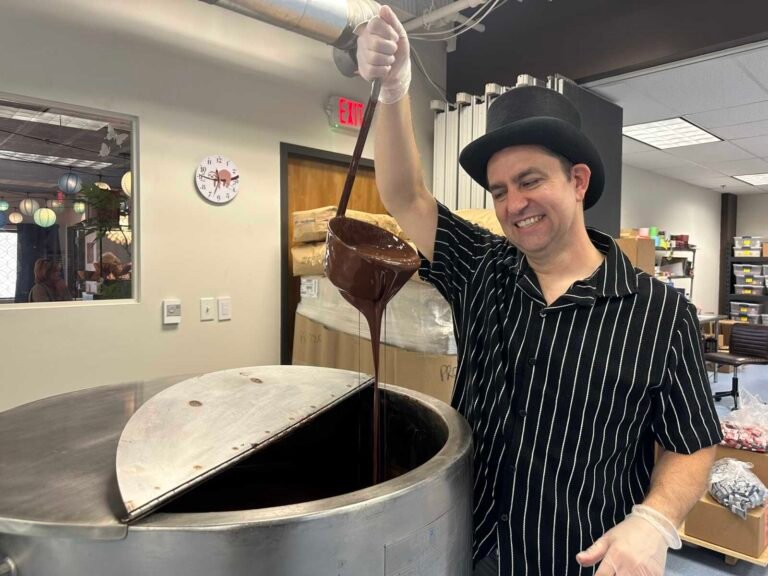 river sea chocolate factory tour 768x576
