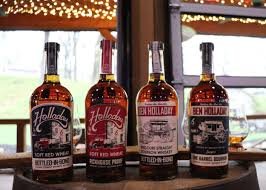 tour holladay distillery tasting