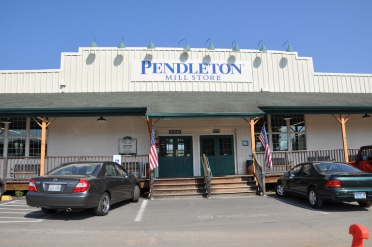 tour pendleton woolen mill 768x510