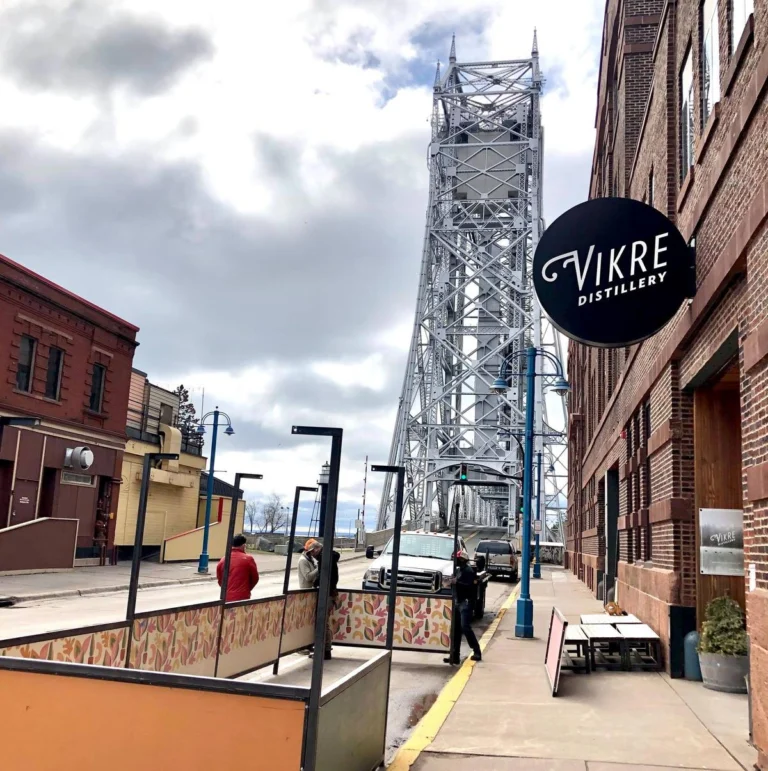 Factory Tours in Minnesota 24 vikre distillery tour 768x771