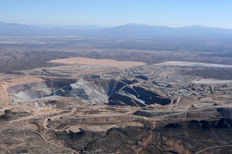 visit asarco mineral discovery center 768x512