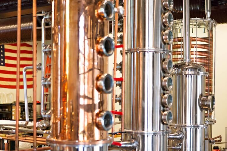 visit toms town distillery 768x512