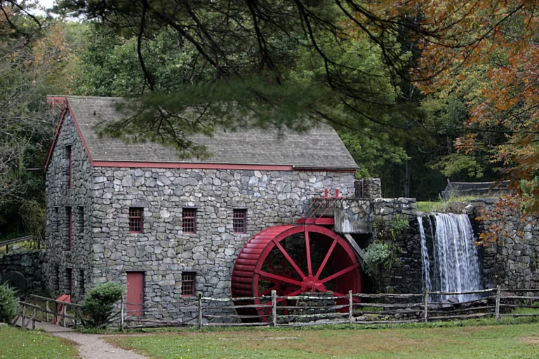 wayside inn grist mill visit 768x512