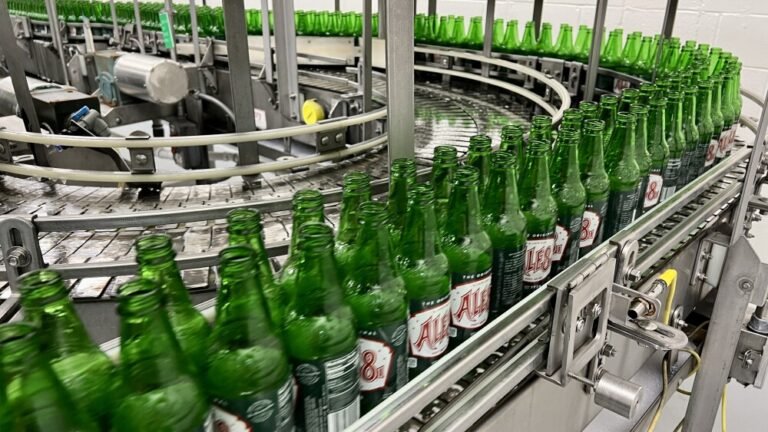 ale 8 one bottling factory tour 768x432