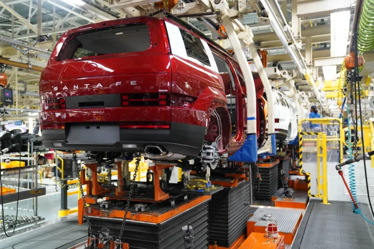 huyndai motor manufacturing tour 768x512