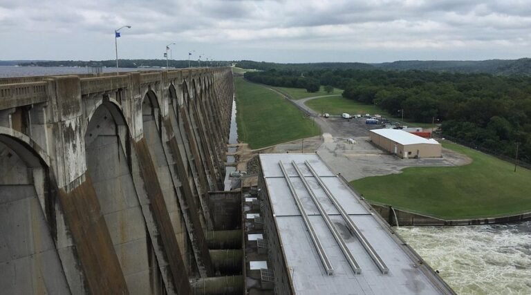 Factory Tours in Oklahoma 1 pensacola dam langley tour 768x427