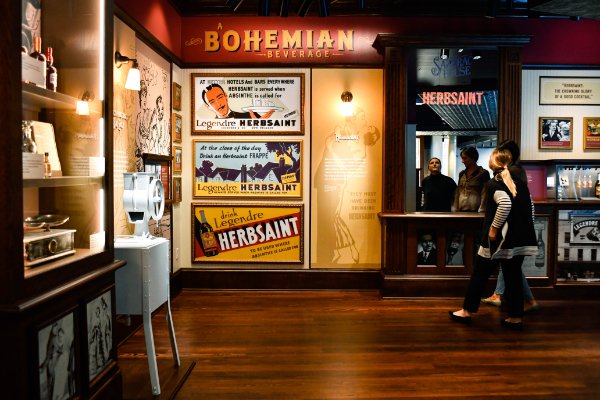 sazerac house cocktail museum distillery