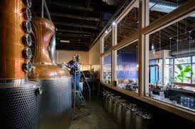 tour freeland spirits distillery portland