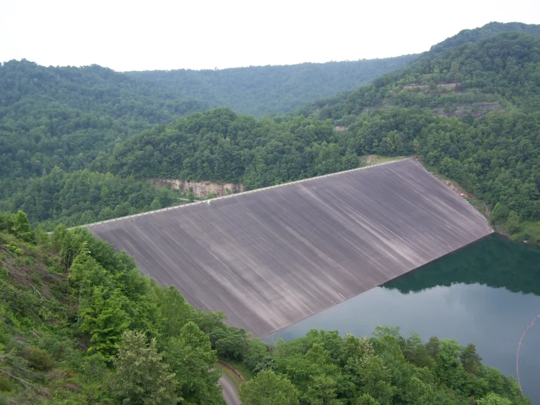 R.D.Bailey lake tour west virginia 768x576