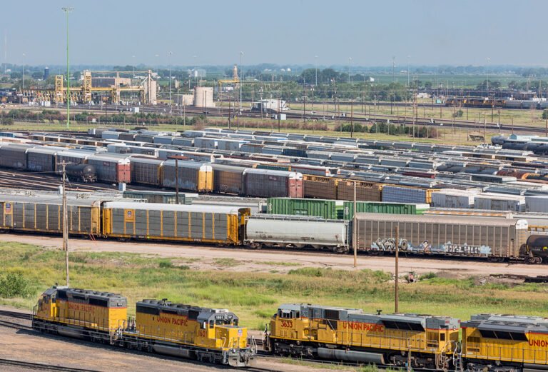 golden spike tower visitor center nebraska 768x521