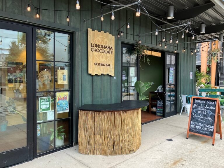 lonohana estate chocolate factory tour 768x576