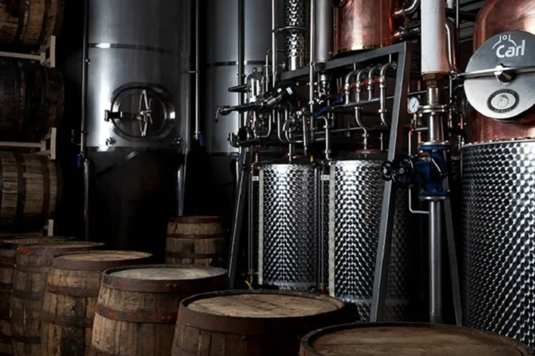 sante fe spirits distillery tour 768x512