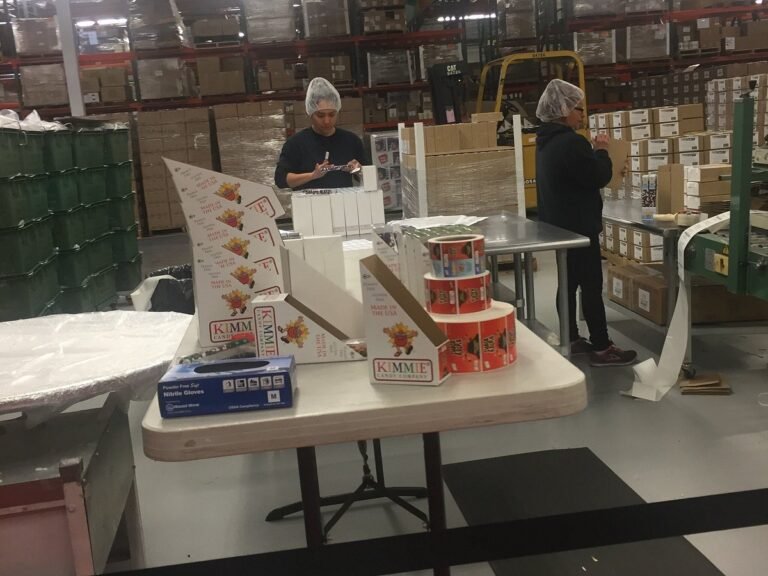 tour kimmie candy factory 768x576