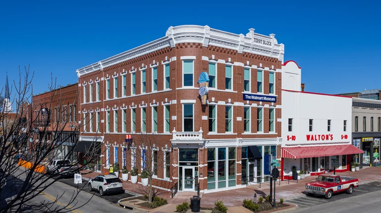 waltons walmart museum bentonville 768x430