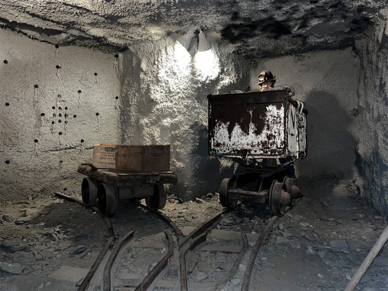 black hills mining museum recreated underground tour 768x576