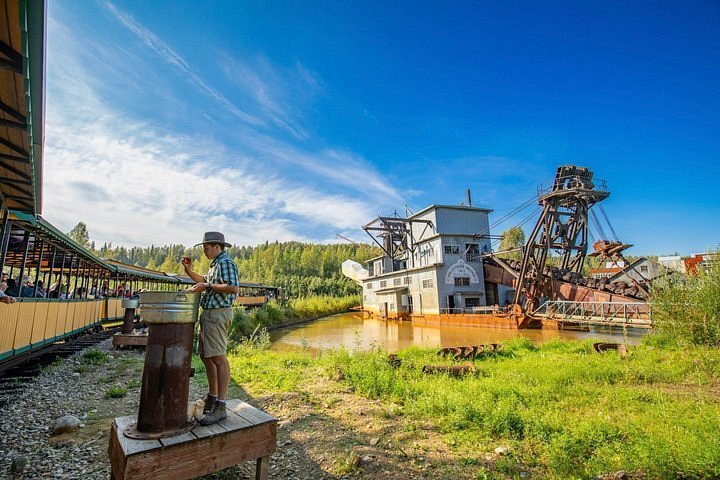 gold dredge 8 historic mining tour alaska