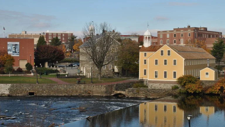 slater mill historic textile mill tour rhode island 768x432