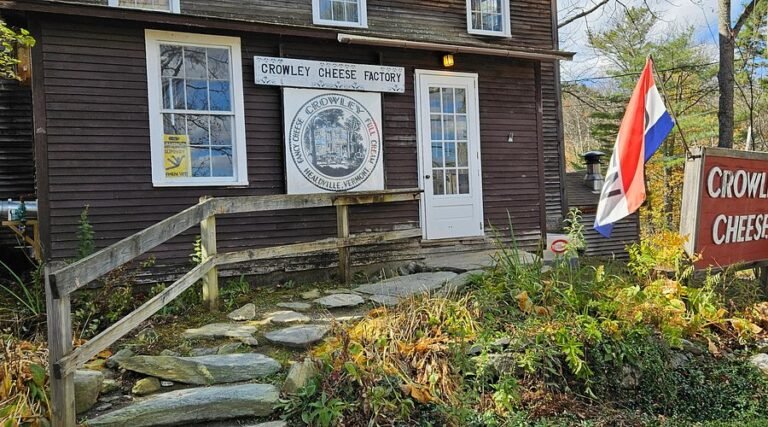 tour crowley cheese factory 768x427